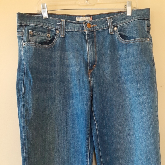 Women's Levi's 505 Straight Jeans - Picture 6 of 8